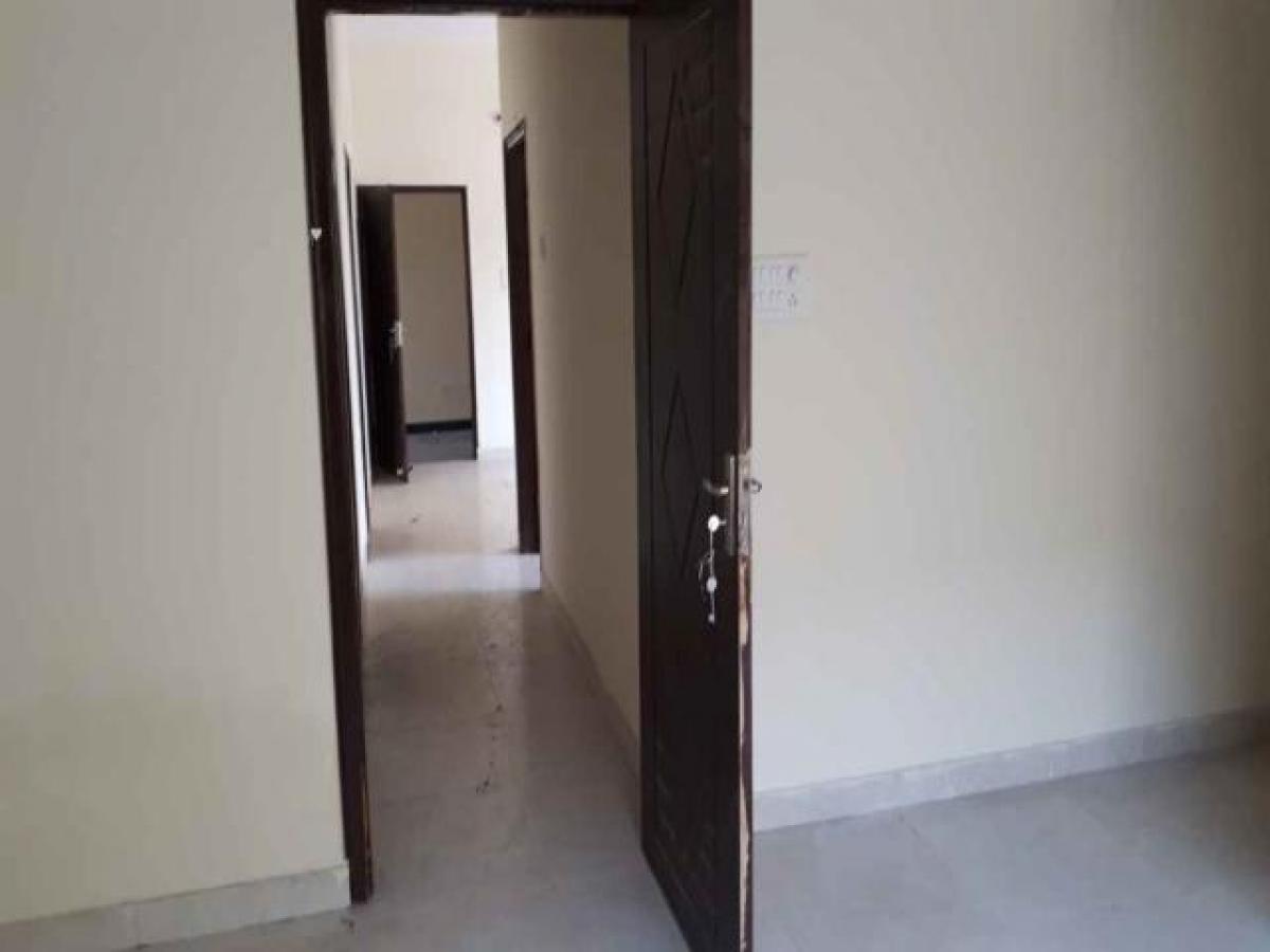 Picture of Home For Sale in Varanasi, Uttar Pradesh, India