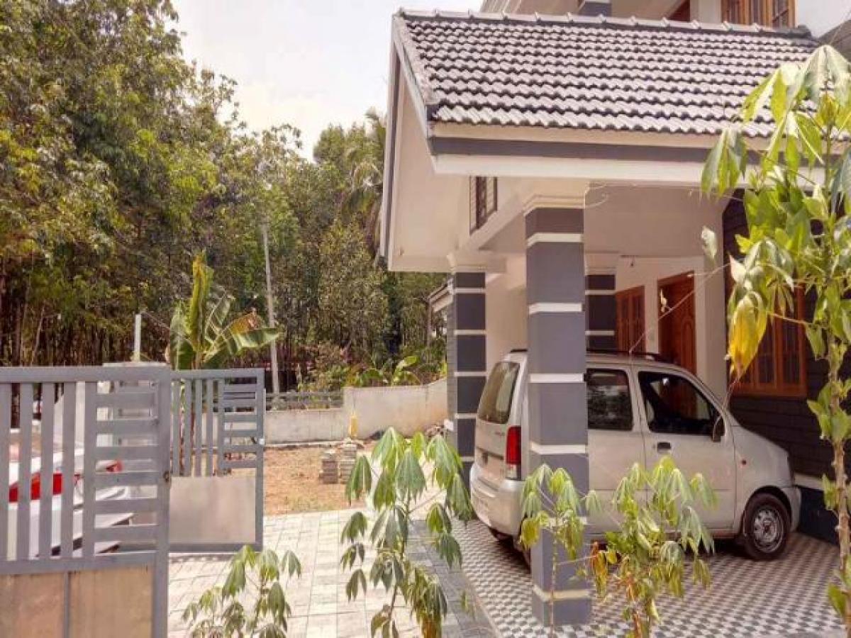 Picture of Home For Sale in Kottayam, Kerala, India