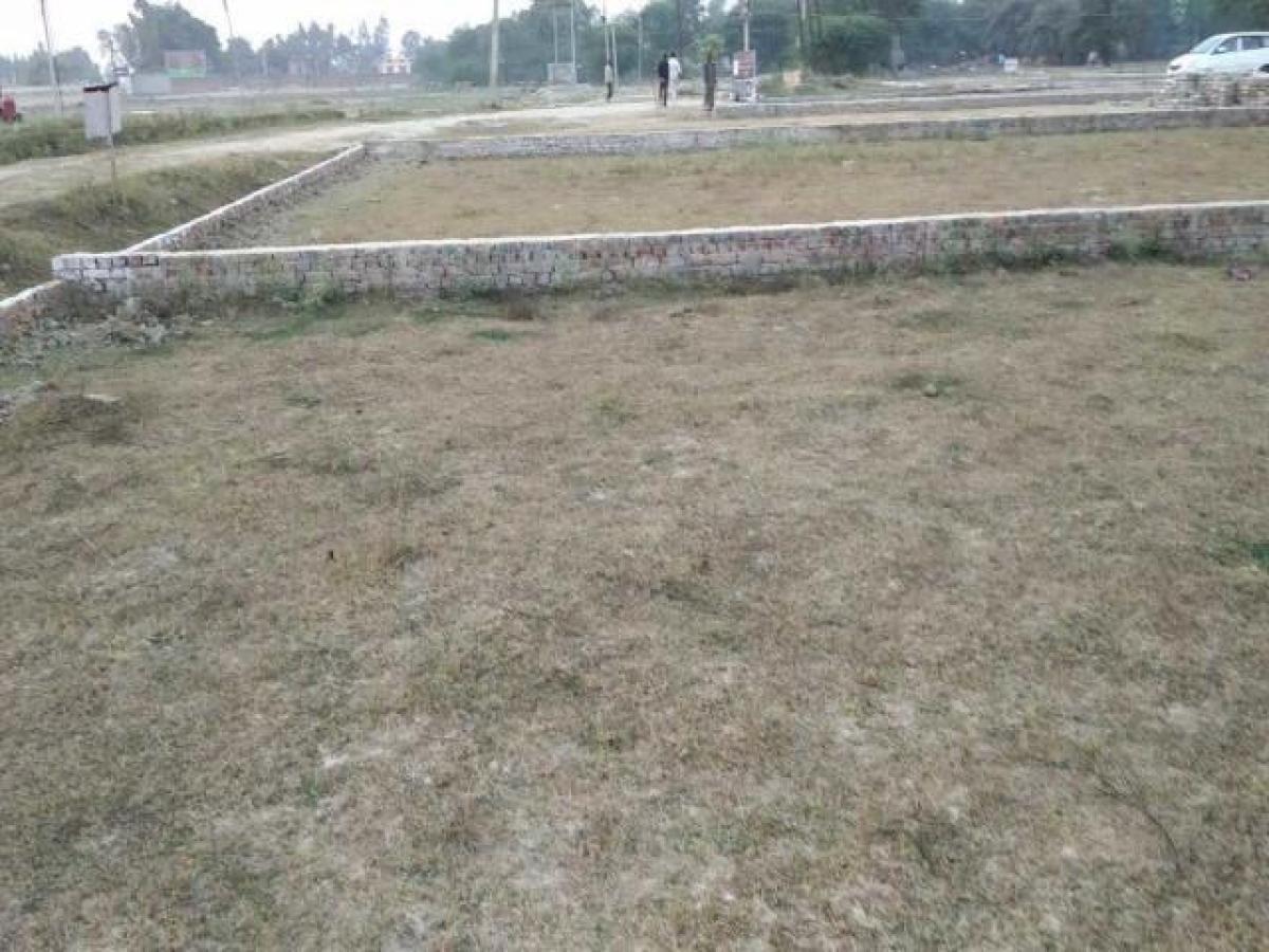 Picture of Residential Land For Sale in Allahabad, Uttar Pradesh, India