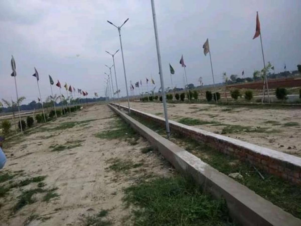 Picture of Residential Land For Sale in Varanasi, Uttar Pradesh, India