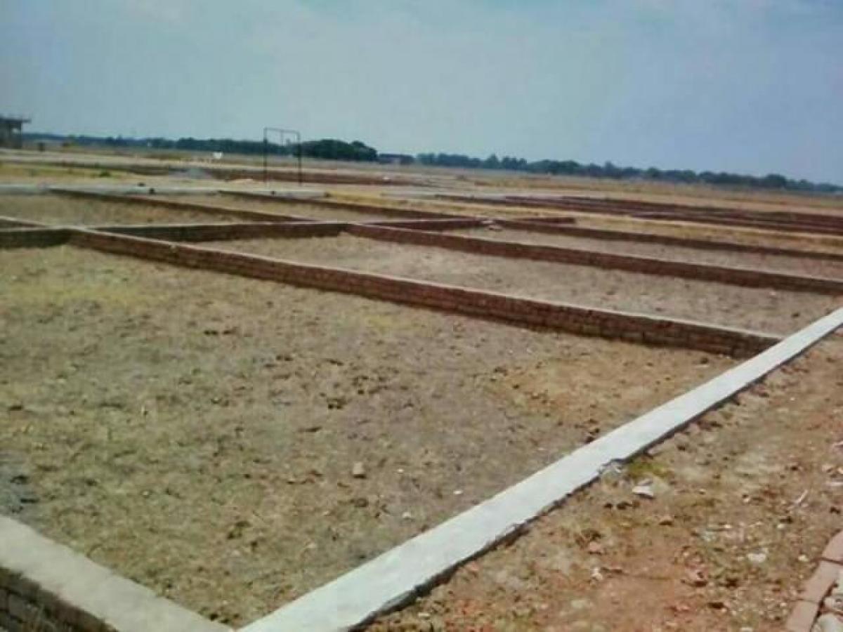 Picture of Residential Land For Sale in Varanasi, Uttar Pradesh, India