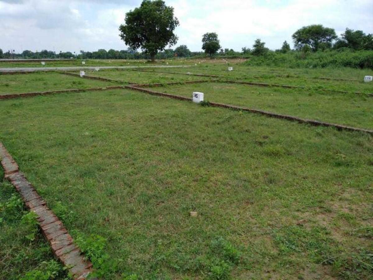 Picture of Residential Land For Sale in Varanasi, Uttar Pradesh, India