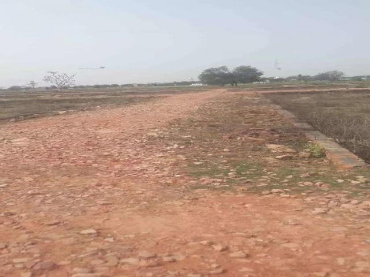 Picture of Residential Land For Sale in Agra, Uttar Pradesh, India