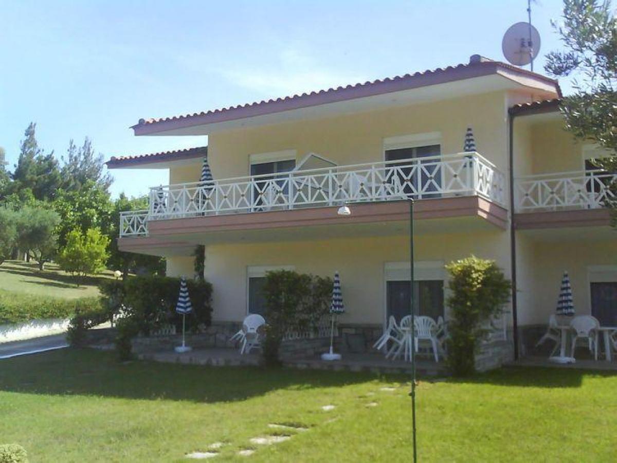 Picture of Apartment For Sale in Pefkohori, Chalkidiki, Greece