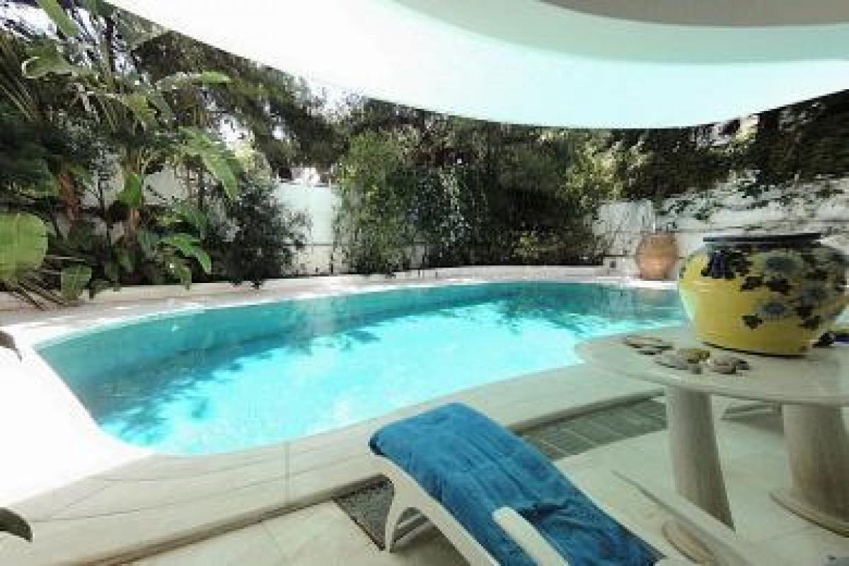 Picture of Villa For Sale in Glyfada, Attica, Greece