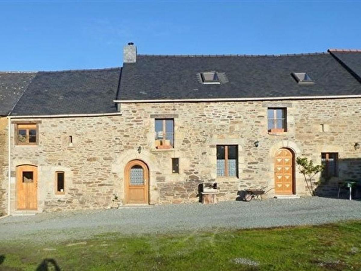 Picture of Home For Sale in Aucaleuc, Bretagne, France