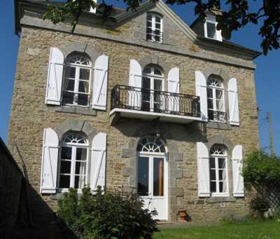 Home For Sale in Quessoy, France