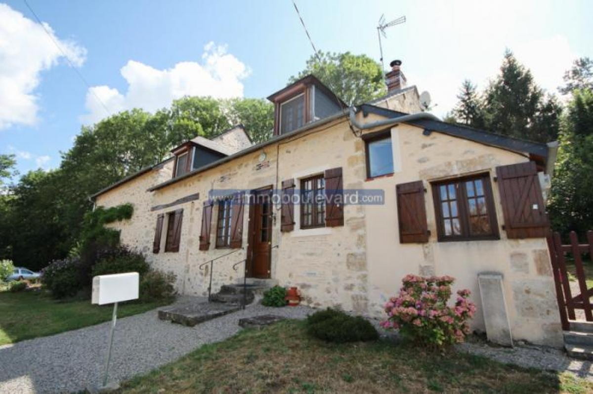 Picture of Villa For Sale in Moulins Engilbert, Bourgogne, France