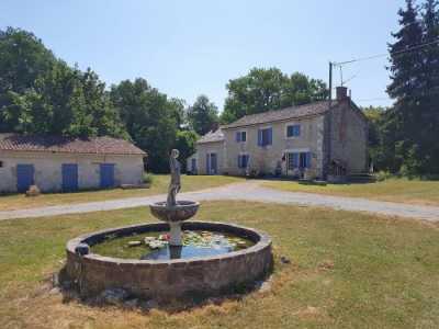 Villa For Sale in Haims, France