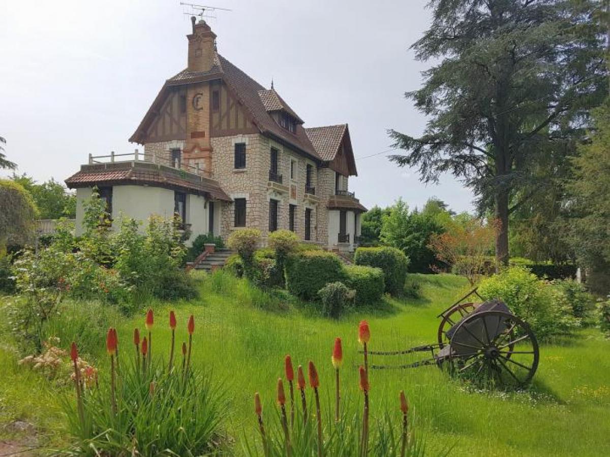 Picture of Villa For Sale in Saint-Germain, Bourgogne, France