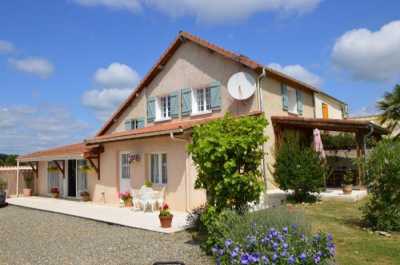 Home For Sale in Mielan, France