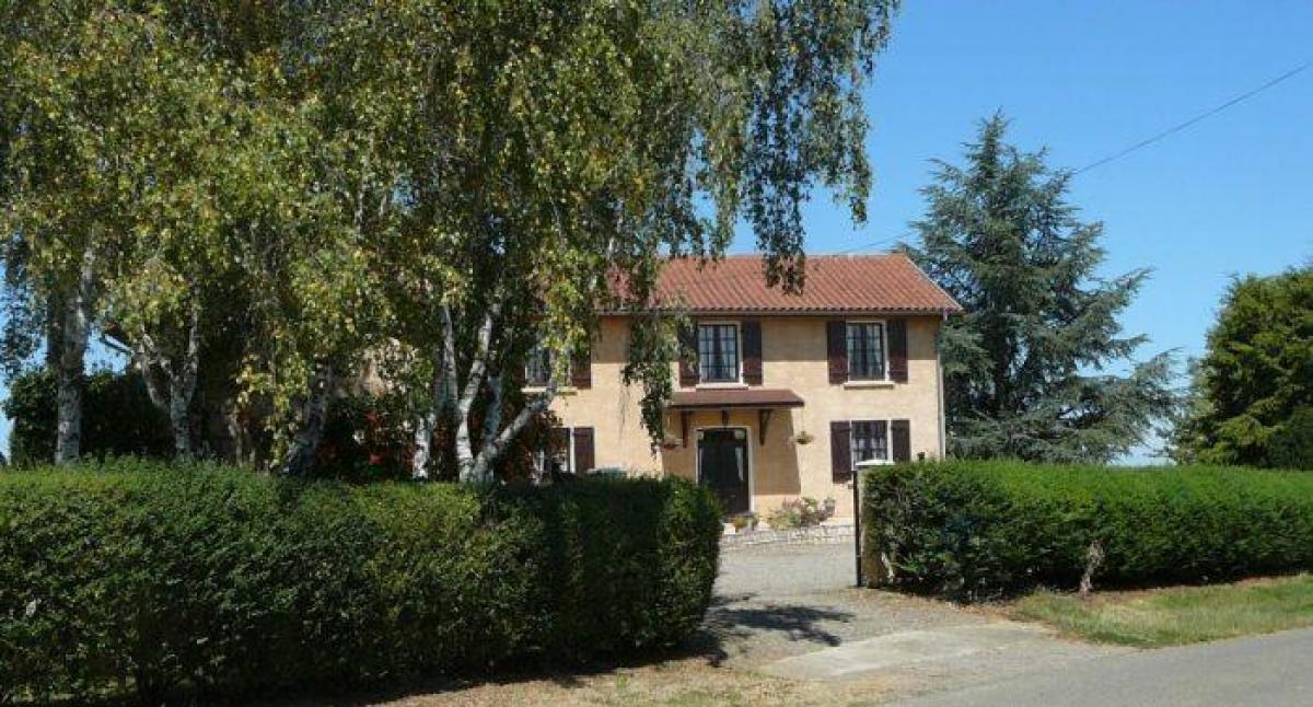 Picture of Home For Sale in Mielan, Midi Pyrenees, France