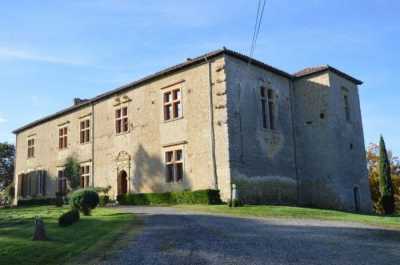 Home For Sale in Seissan, France