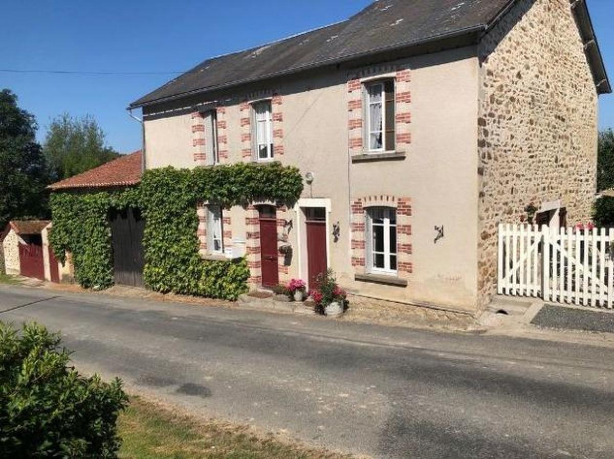 Picture of Home For Sale in Saint Sornin La Marche, Limousin, France