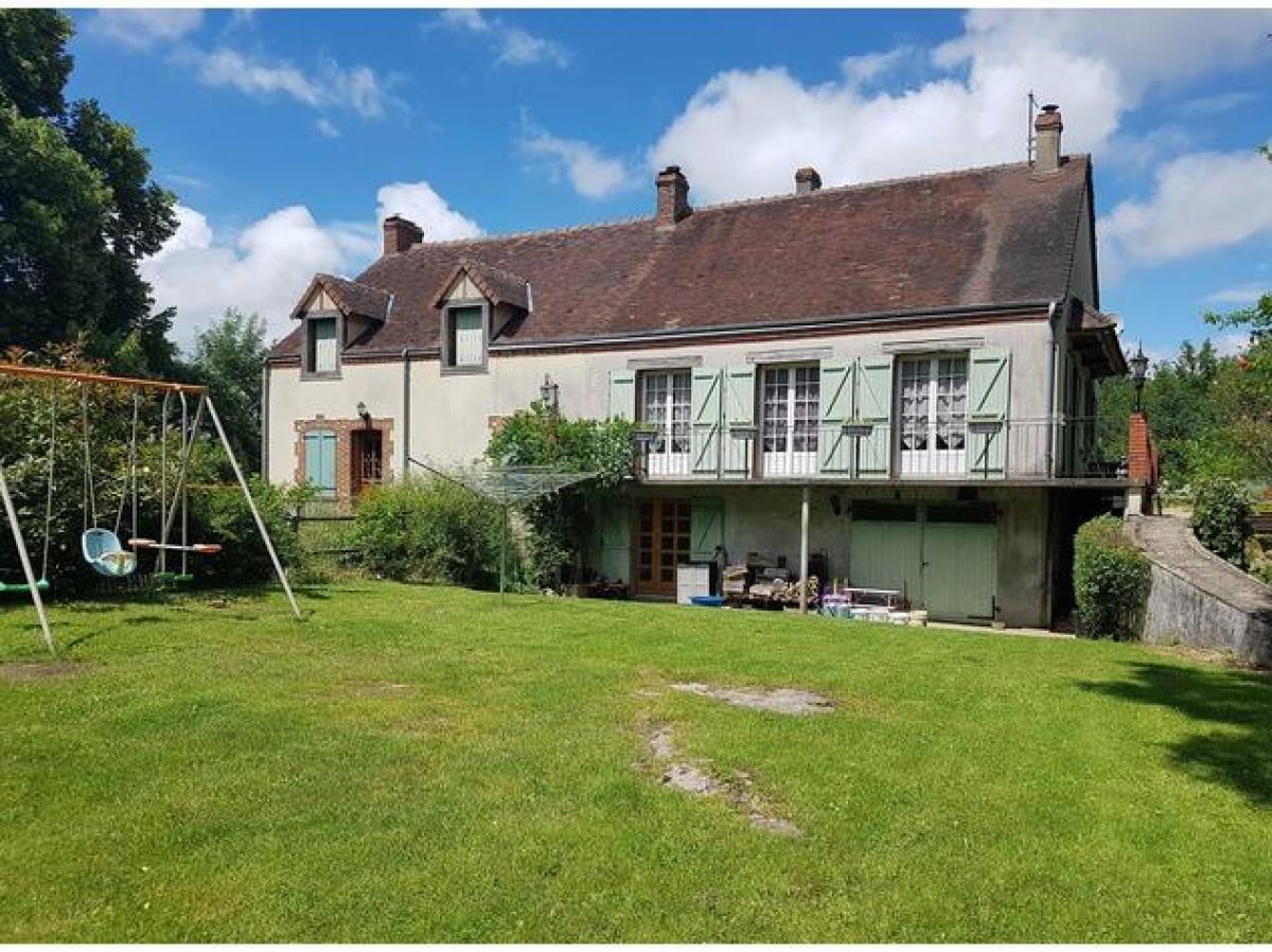 Picture of Home For Sale in Eguzon, Centre, France