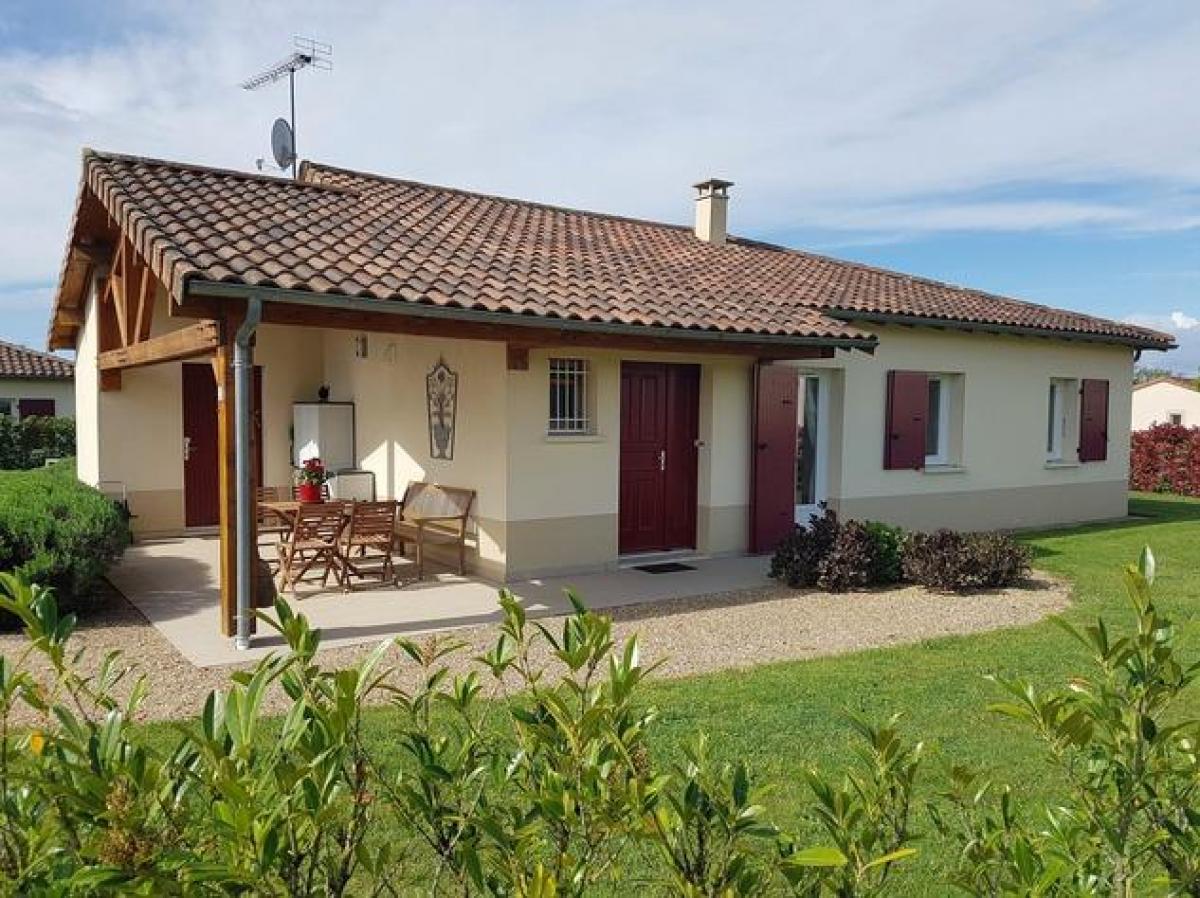 Picture of Bungalow For Sale in Vasles, Poitou Charentes, France