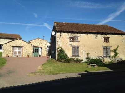 Bungalow For Sale in Saint Martial Sur Isop, France