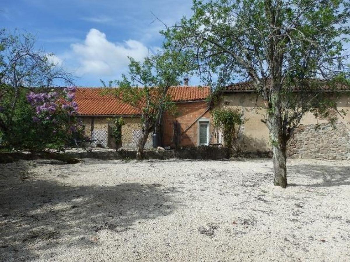Picture of Bungalow For Sale in Chardat, Poitou Charentes, France