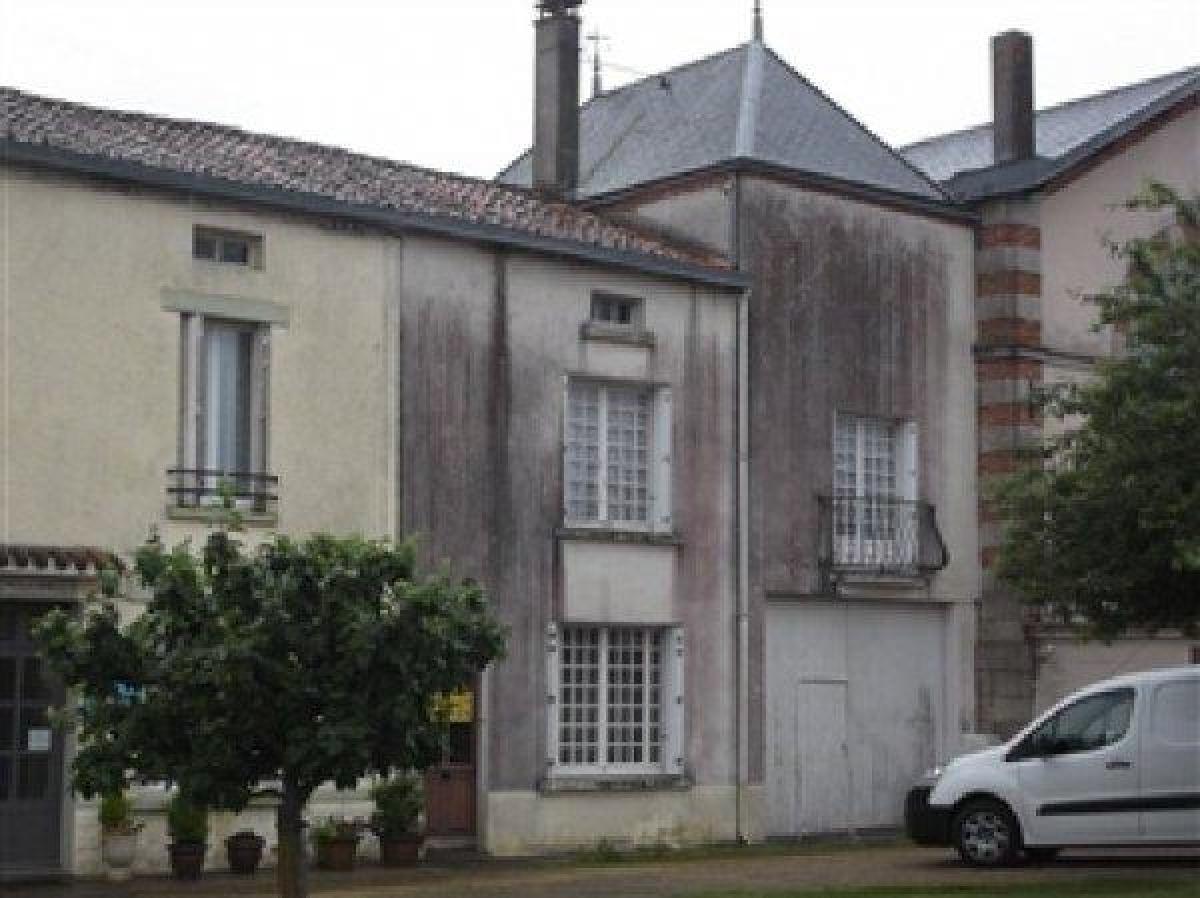 Picture of Home For Sale in L'Absie, Poitou Charentes, France