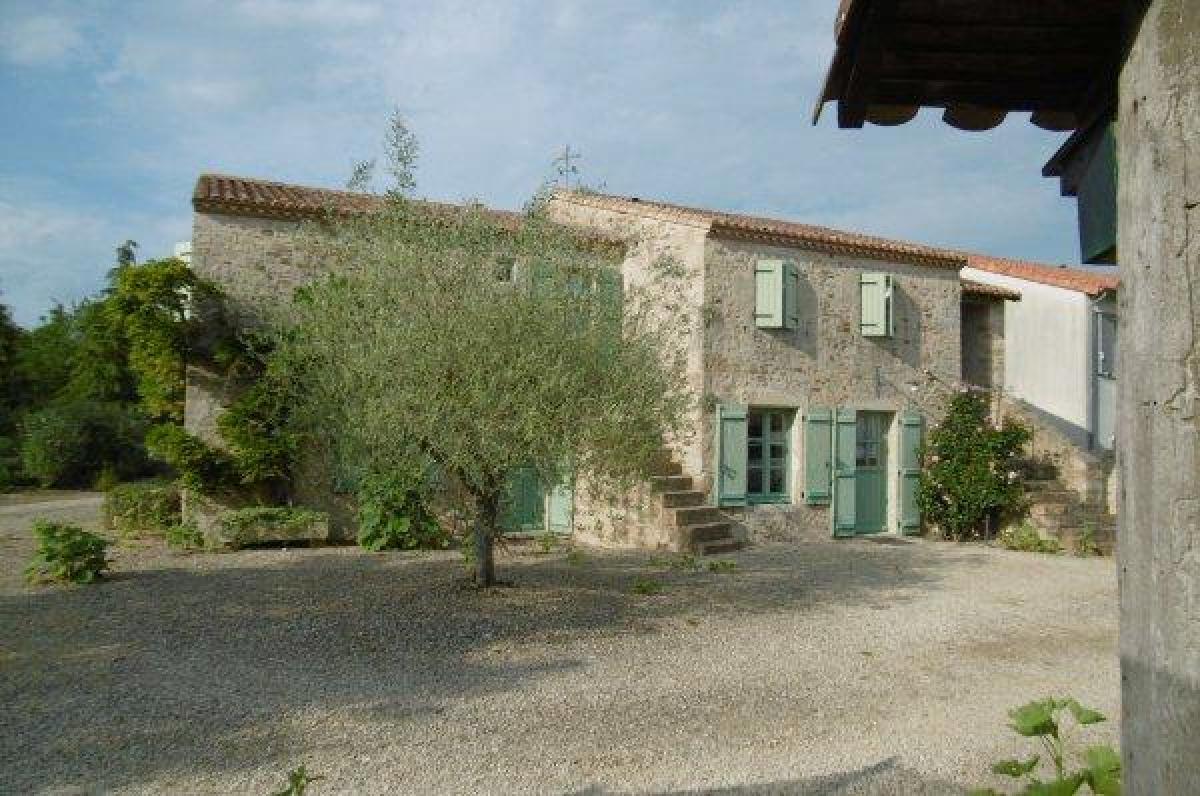 Picture of Home For Sale in Glenay, Poitou Charentes, France
