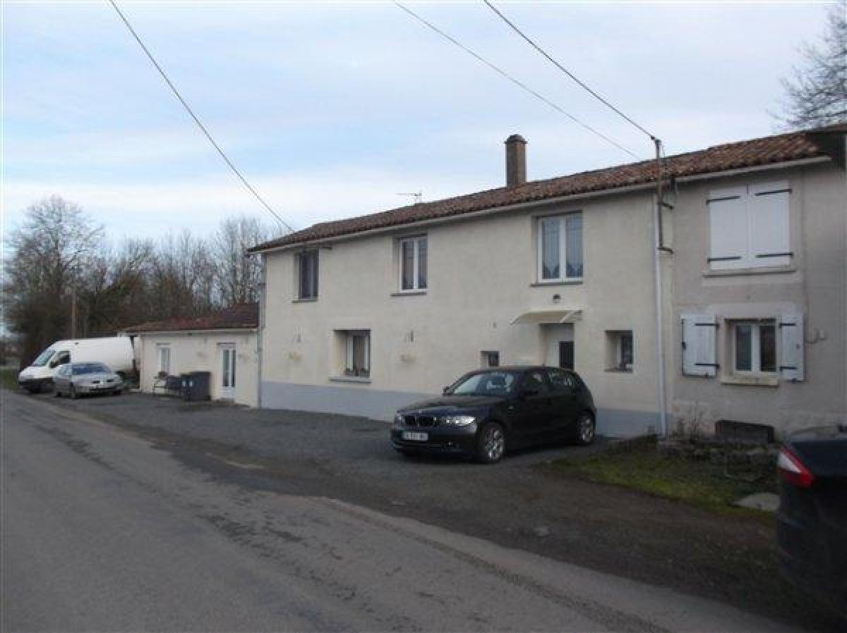 Picture of Home For Sale in Fenery, Poitou Charentes, France