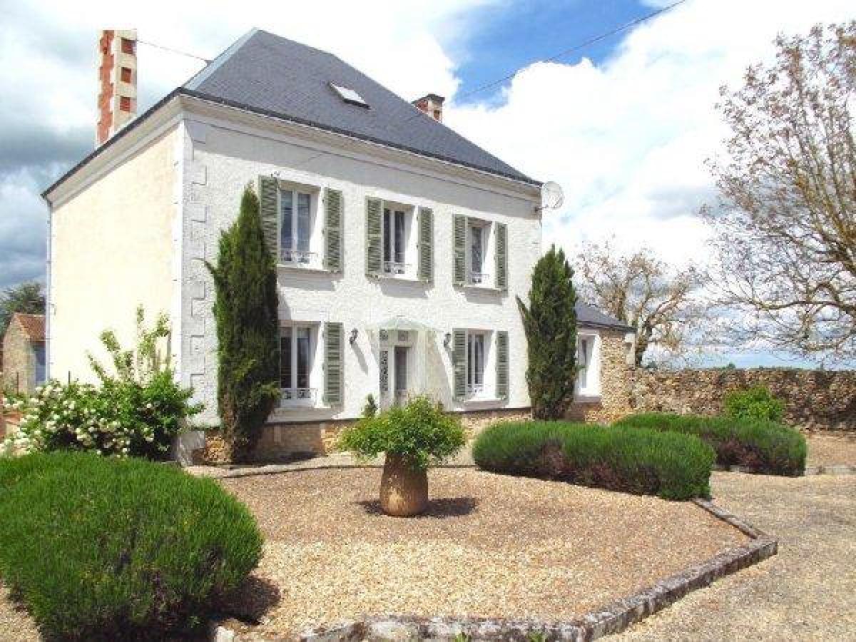 Picture of Home For Sale in Cherves, Poitou Charentes, France