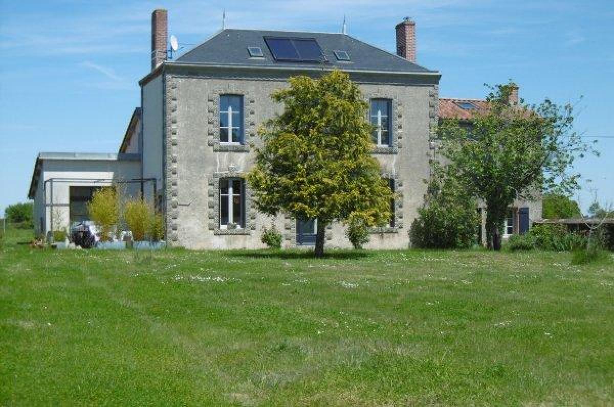 Picture of Home For Sale in Noirlieu, Poitou Charentes, France