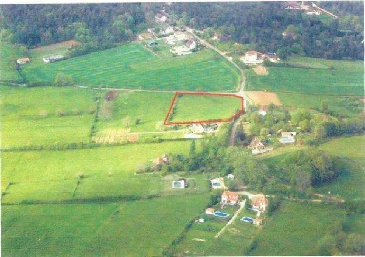 Picture of Residential Land For Sale in Le Bugue, Aquitaine, France