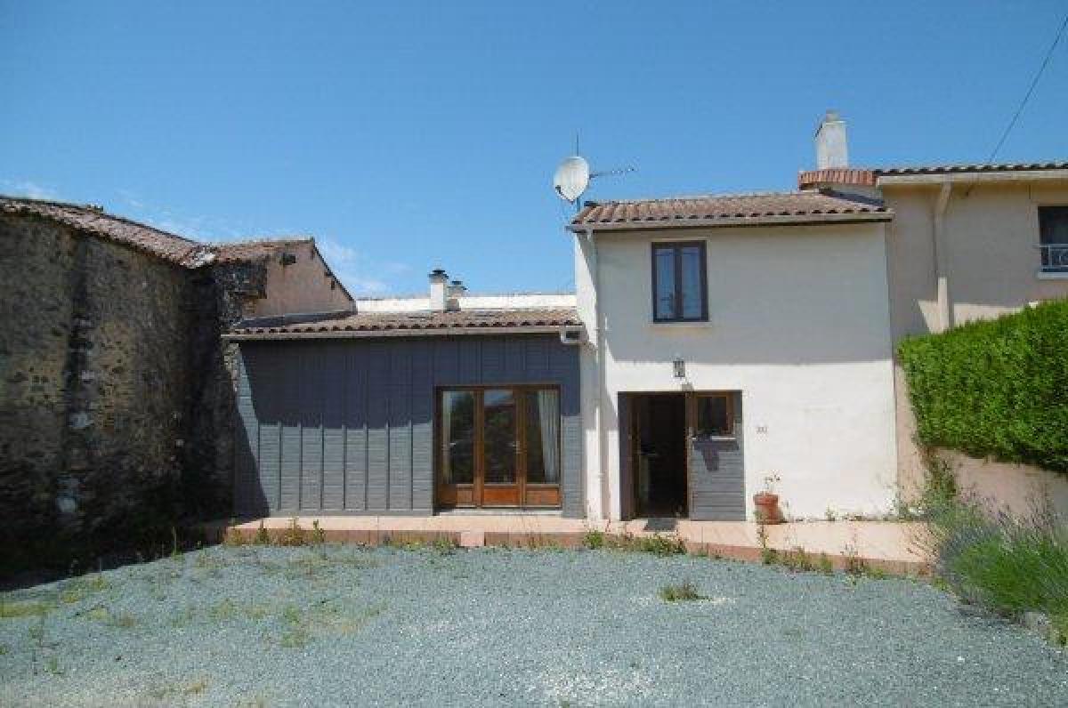 Picture of Home For Sale in L'Absie, Poitou Charentes, France