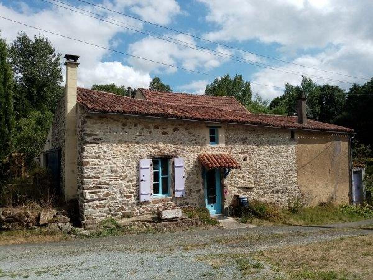 Picture of Home For Sale in Le Beugnon, Poitou Charentes, France