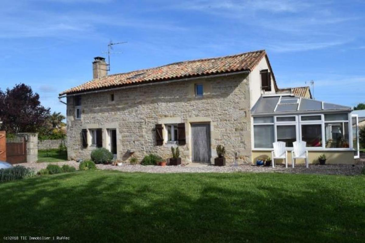 Picture of Home For Sale in Chaunay, Poitou Charentes, France