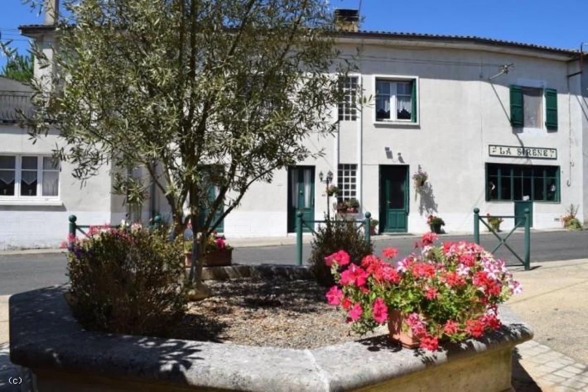 Picture of Home For Sale in Lizant, Poitou Charentes, France