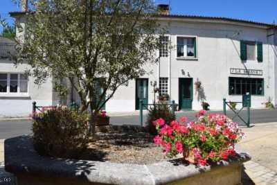 Home For Sale in Lizant, France