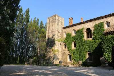 Home For Sale in Avignon, France