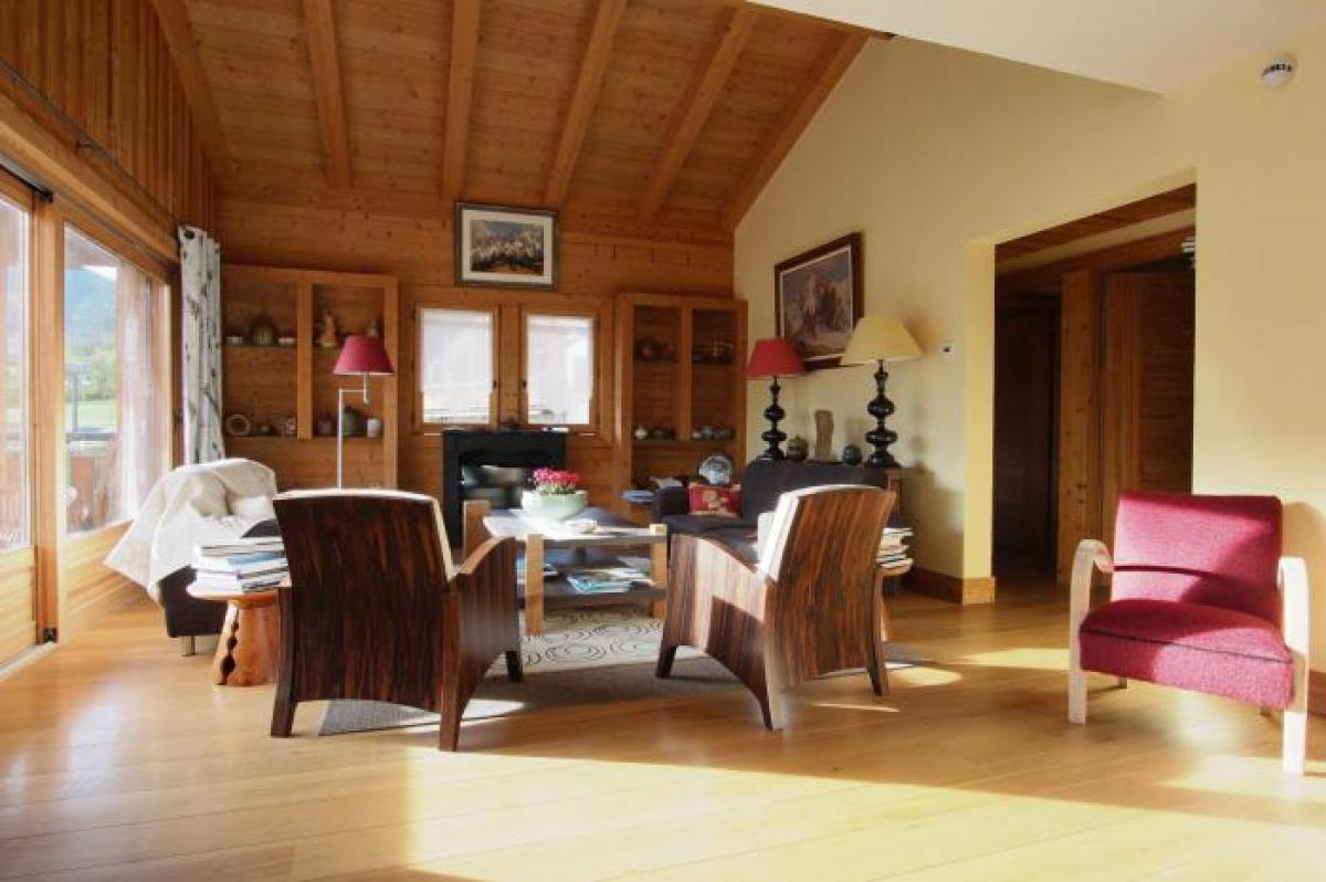 Picture of Apartment For Sale in Combloux, Rhone Alpes, France