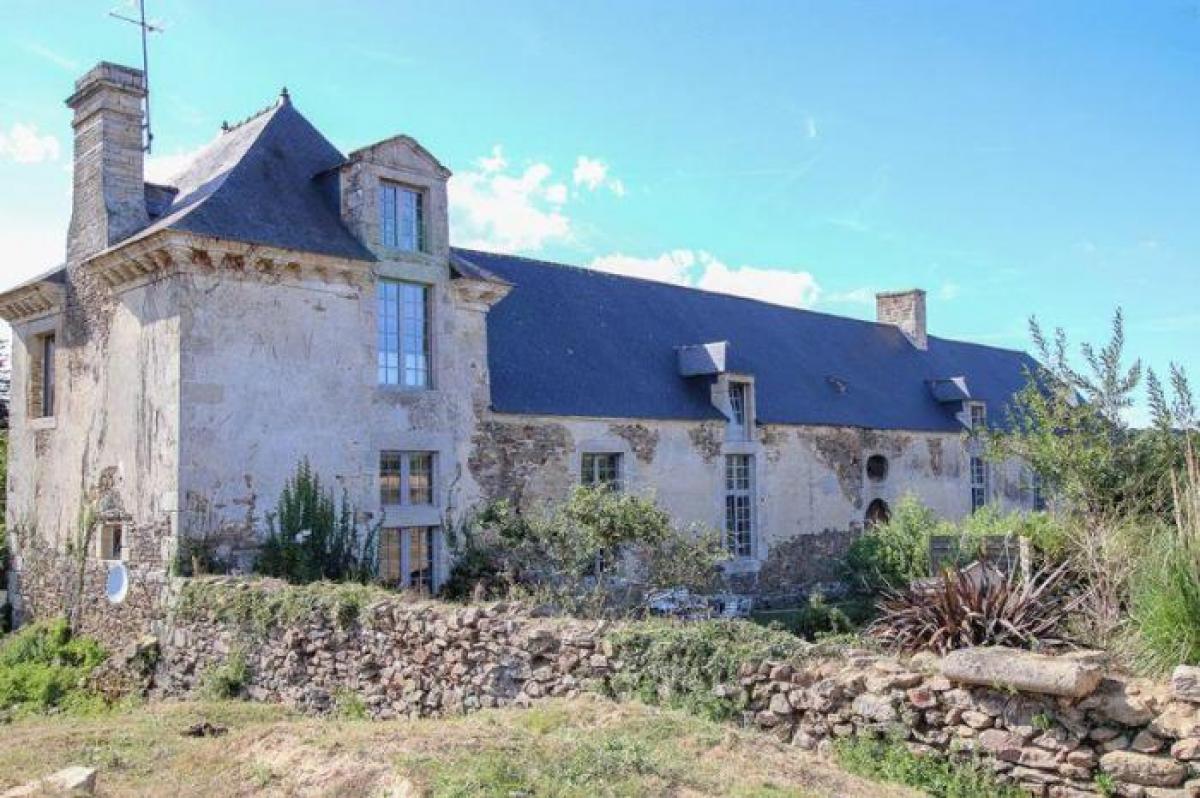 Picture of Home For Sale in Taden, Bretagne, France