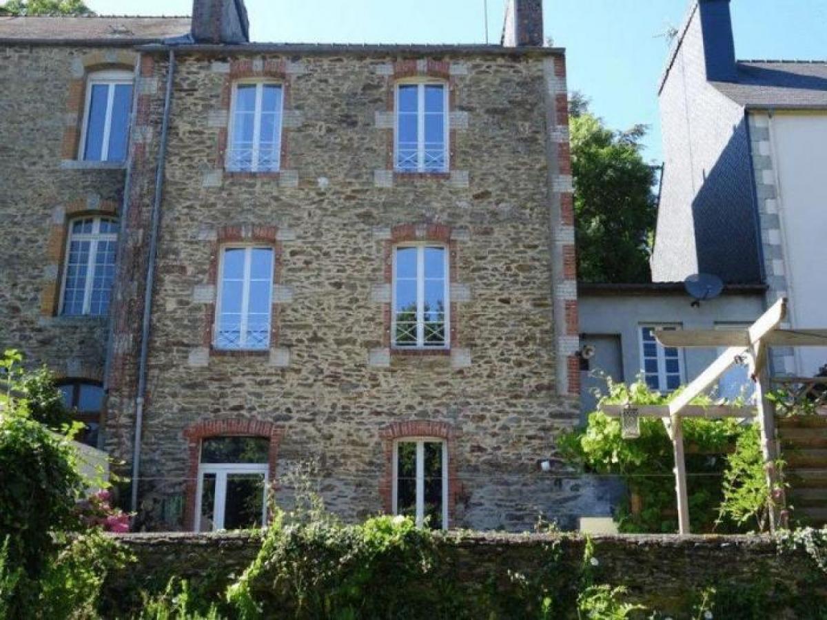 Picture of Home For Sale in Callac, Bretagne, France