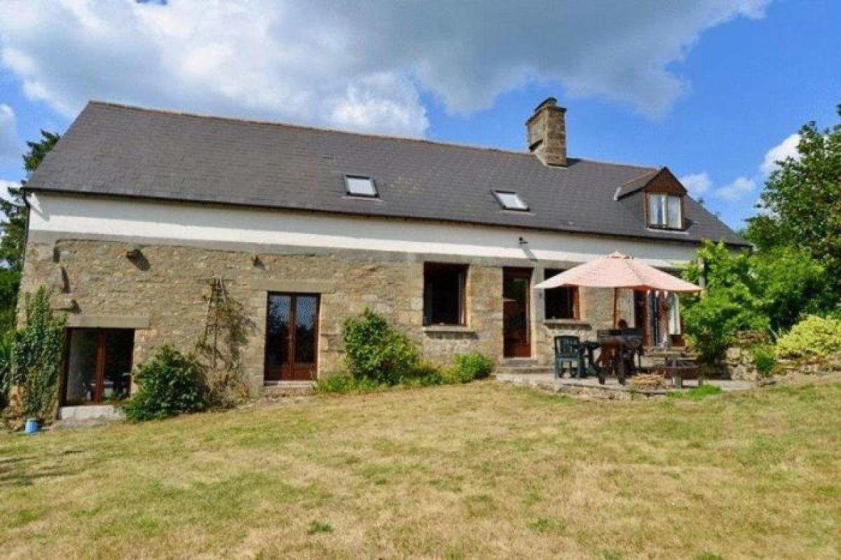 Picture of Home For Sale in Sourdeval, Manche, France