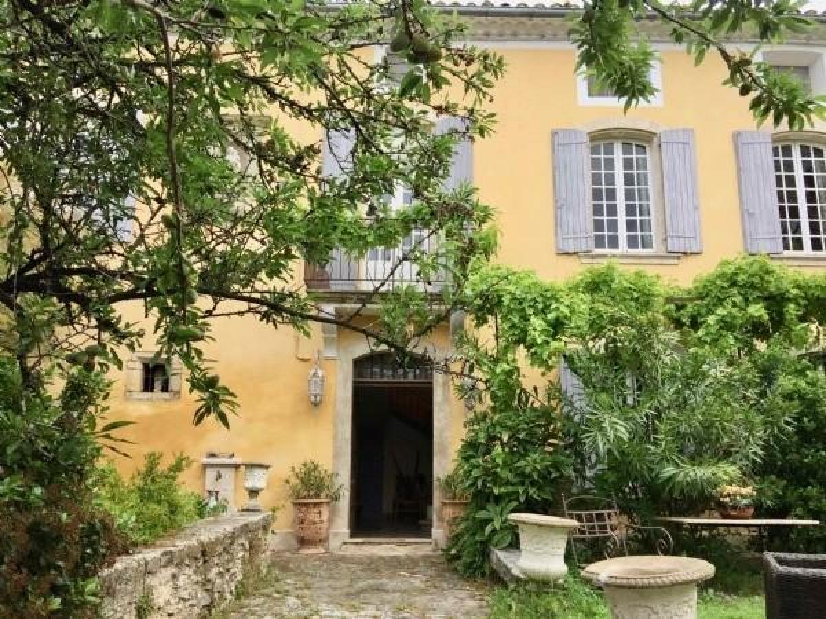 Picture of Home For Sale in Gordes, Provence-Alpes-Cote d'Azur, France