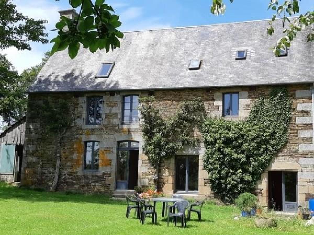 Picture of Home For Sale in Sourdeval, Manche, France