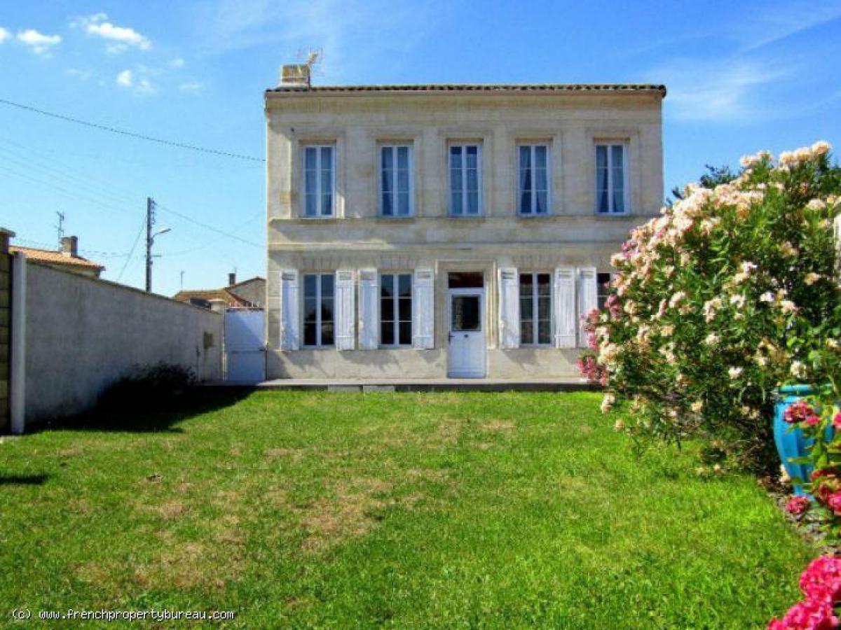 Picture of Home For Sale in Pauillac, Aquitaine, France