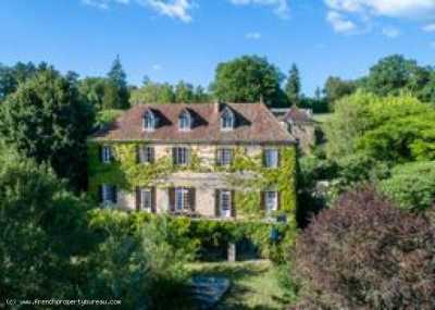 Home For Sale in Lalinde, France