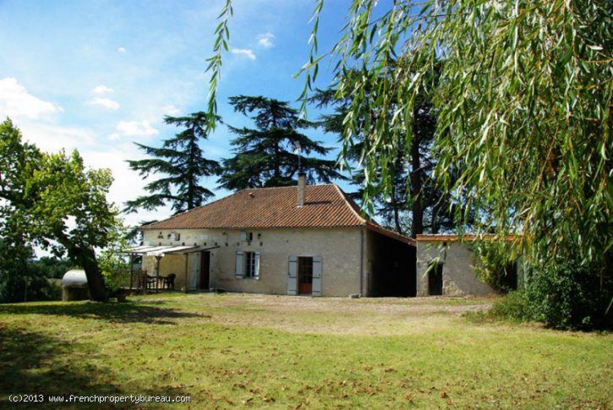 Picture of Home For Sale in Issigeac, Aquitaine, France