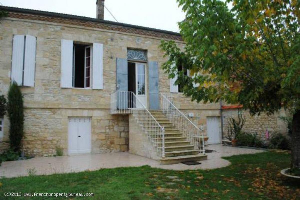 Picture of Residential Land For Sale in Valeyrac, Aquitaine, France