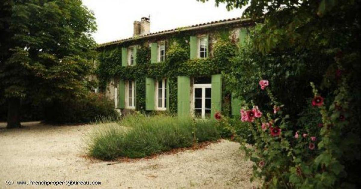 Picture of Home For Sale in Couqueques, Aquitaine, France