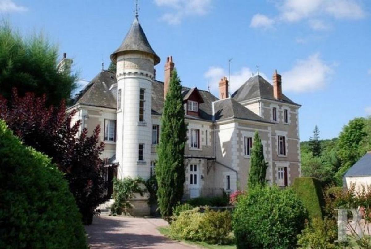Picture of Home For Sale in Tours, Touraine, France