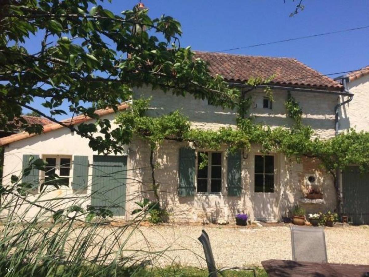 Picture of Farm For Sale in Lizant, Poitou Charentes, France