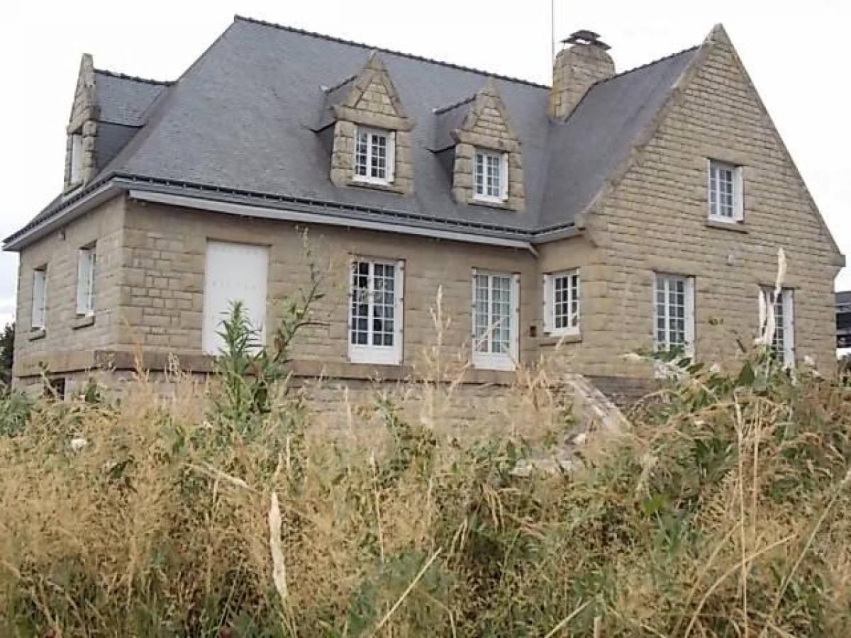 Picture of Home For Sale in Broons, Cotes D'Armor, France