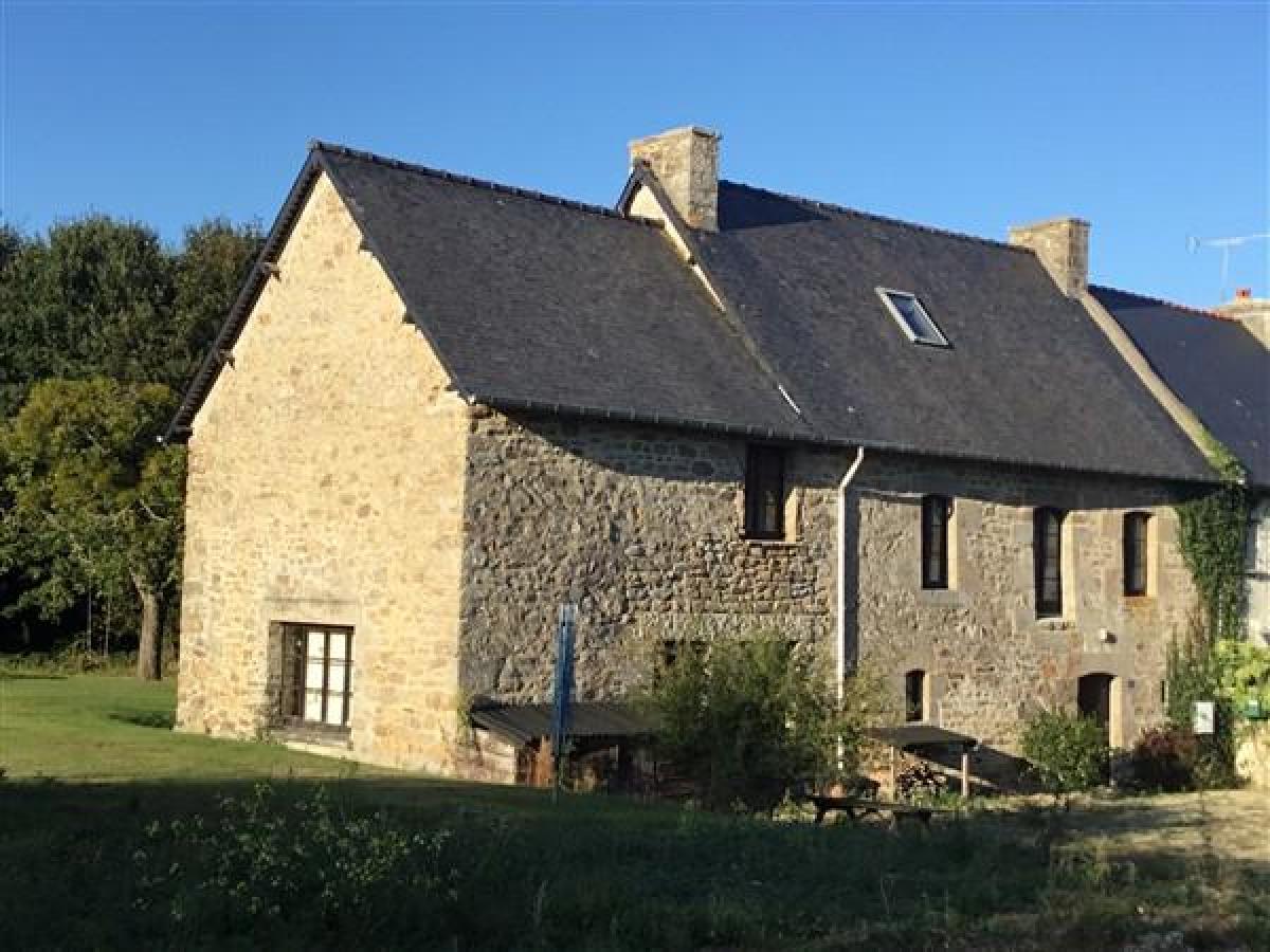 Picture of Home For Sale in Aucaleuc, Bretagne, France