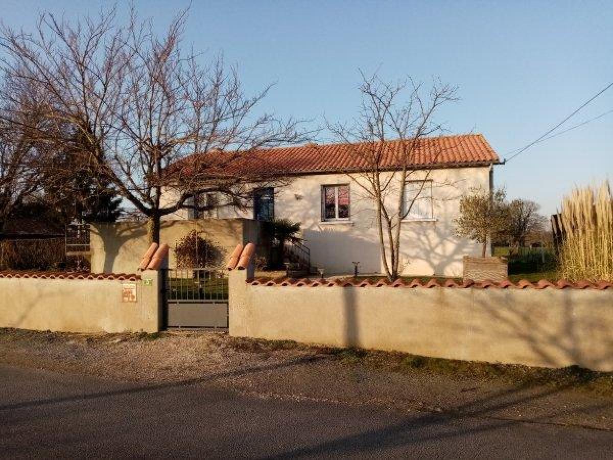 Picture of Home For Sale in Chiche, Poitou Charentes, France